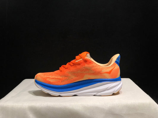 HOKA ONE ONE Clifton 9